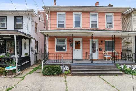 430 White Street, Weissport, PA 18235