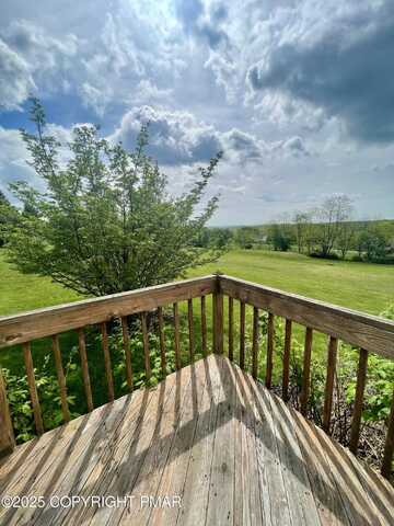 508 Flail Drive, Stroudsburg, PA 18360