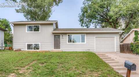726 E Paradise Lane, Colorado Springs, CO 80904