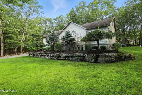 101 Seneca Court, Milford, PA 18337