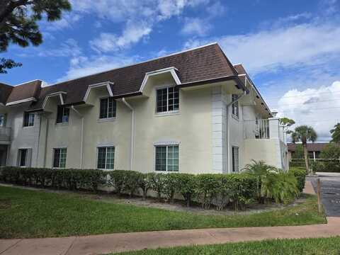 704 SE 2nd Ave, Deerfield Beach, FL 33441