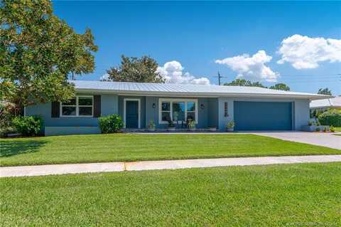 1442 SE Sunshine Avenue, Port Saint Lucie, FL 34952