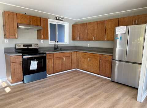 10 Alohi Pl, Makawao, HI 96768