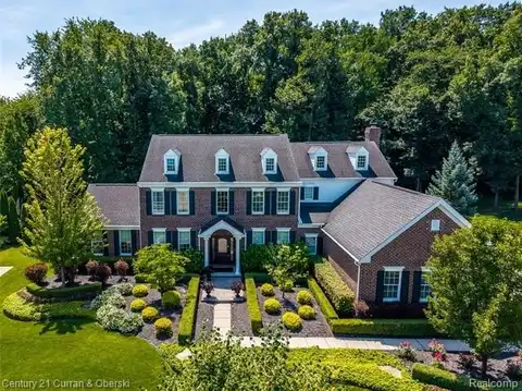 50693 Chesapeake Drive, Novi, MI 48374