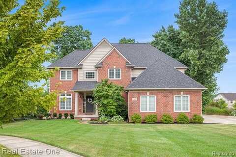 589 Rumson Court, White Lake, MI 48386