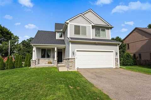 710 Pine Tree Road, Lake Orion, MI 48362