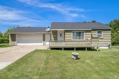 1387 E Grand Blanc Road, Grand Blanc, MI 48439