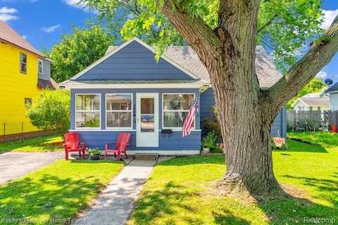 1420 Carleton Street, Port Huron, MI 48060