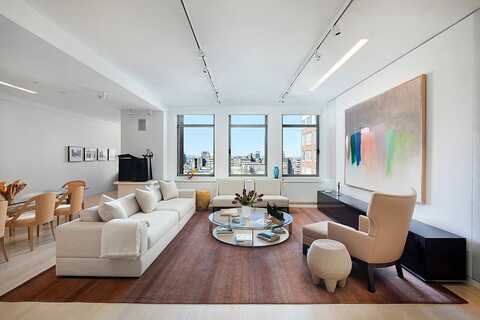252 Seventh Avenue, New York, NY 10001