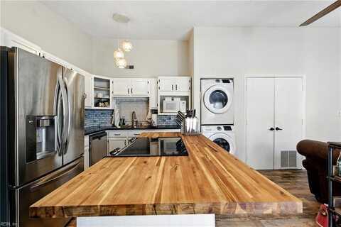 9706 7th Bay Street, Norfolk, VA 23518