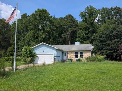 11489 Dews Plantation Road, Ivor, VA 23866