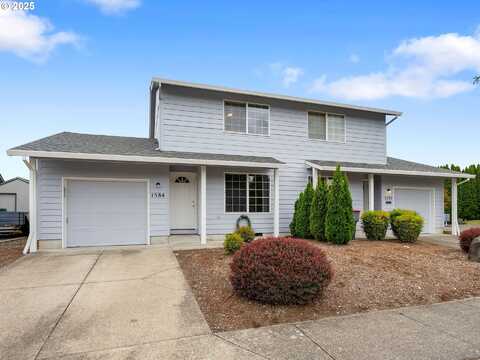 1584 SW SANDALWOOD ST, McMinnville, OR 97128
