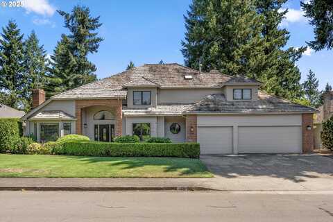 1311 STONEHAVEN DR, West Linn, OR 97068