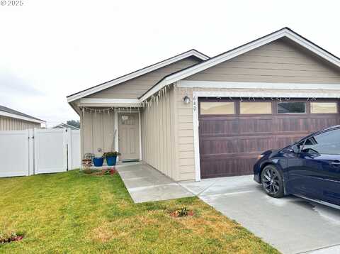 640 TINLEY ST, Stanfield, OR 97875
