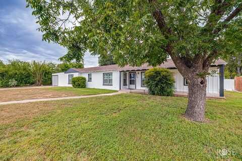 2223 Abilene St, San Angelo, TX 76901