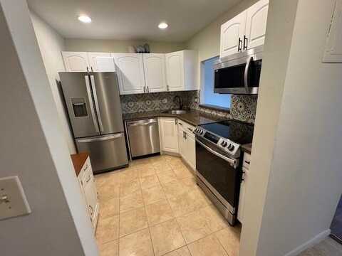 undefined, North Lauderdale, FL 33068