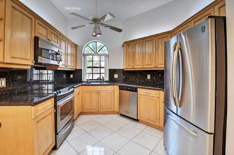 5091 Splendido Court, Boynton Beach, FL 33437