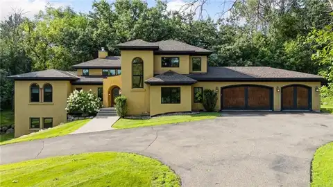 7260 Willow Creek Road, Eden Prairie, MN 55344