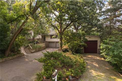 8929 36th Street N, Lake Elmo, MN 55042