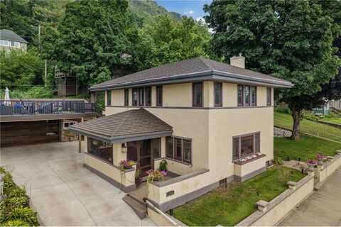 222 S Main Street, Fountain City, WI 54629