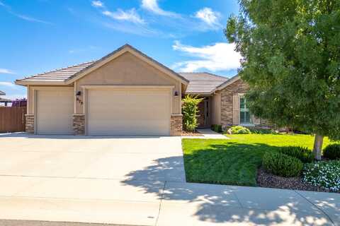 875 Wind Cove Drive, Redding, CA 96001