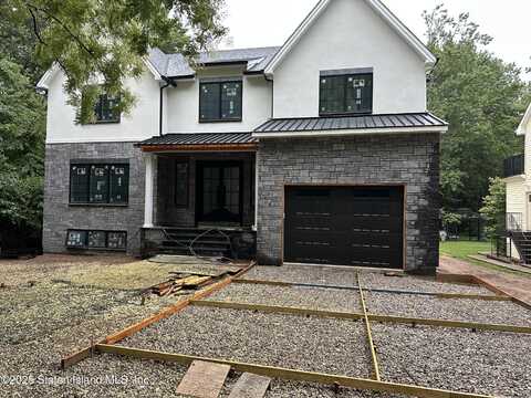 171 Androvette Avenue, Staten Island, NY 10312