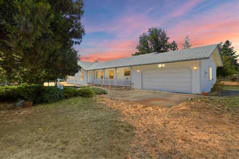 4760 Lake Shore Drive, Selma, OR 97538