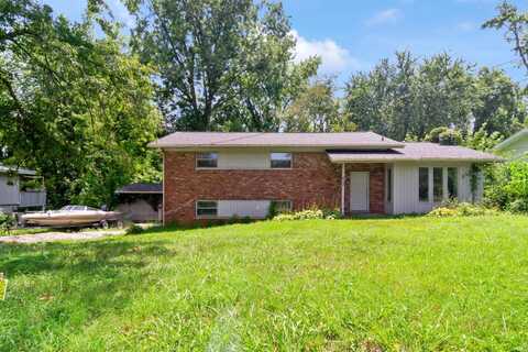 613 Treelane Drive, Newburgh, IN 47630