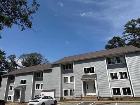 400 New River Road, Lincoln, RI 02838