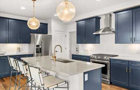 38 East Point Drive, East Providence, RI 02916
