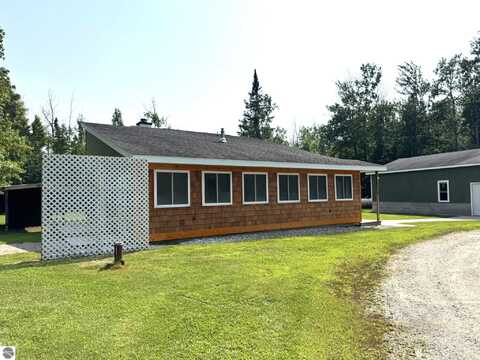14621 Winters Road, Kewadin, MI 49648