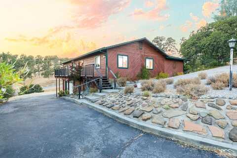 14525 Carriage Lane, Red Bluff, CA 96080