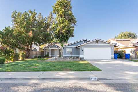 1860 Fairhaven Avenue, Porterville, CA 93257