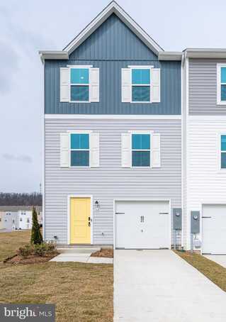 164 RABBIT ROAD, HEDGESVILLE, WV 25427