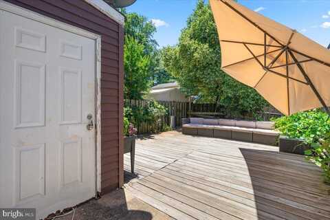 9532 MOOREGATE COURT, LORTON, VA 22079