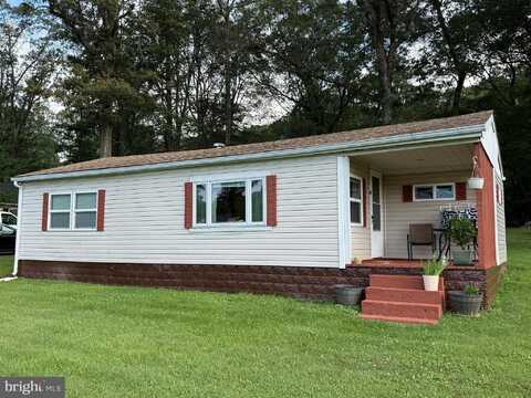 1121 NEMETH ROAD, COOPERSBURG, PA 18036