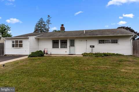 31 EASTER LANE, LEVITTOWN, PA 19054