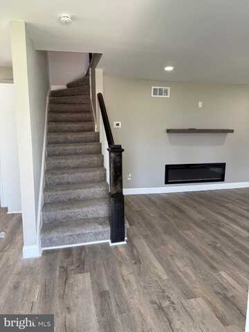 862 FOREST STREET, DOVER, DE 19904