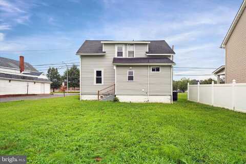 862 FOREST STREET, DOVER, DE 19904