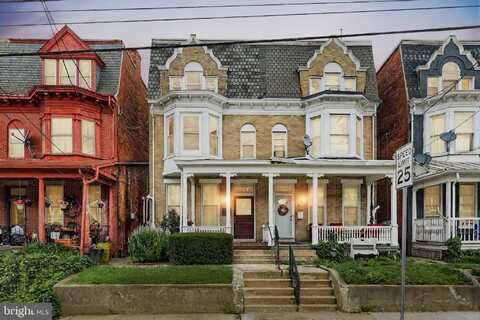 723 W KING STREET, YORK, PA 17401
