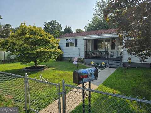121 ROOSEVELT AVENUE, MOUNT EPHRAIM, NJ 08059