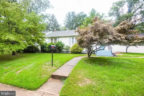 203 N GIRARD ROAD, GLASSBORO, NJ 08028
