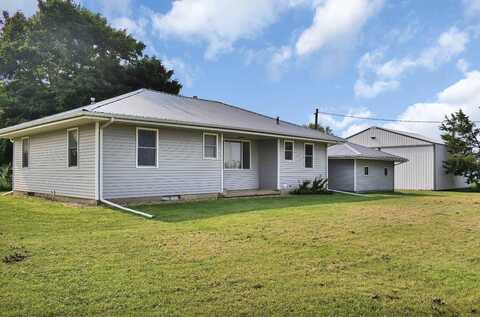 5955 Osage Road, Waterloo, IA 50703