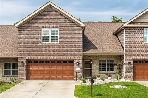 402 Chambers Dr, Canton, PA 15301