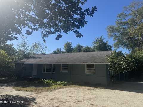 106 Hawthorne Drive, Wilmington, NC 28403