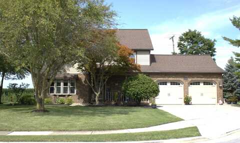 1917 Kingsbury Drive, Saint Marys, OH 45885