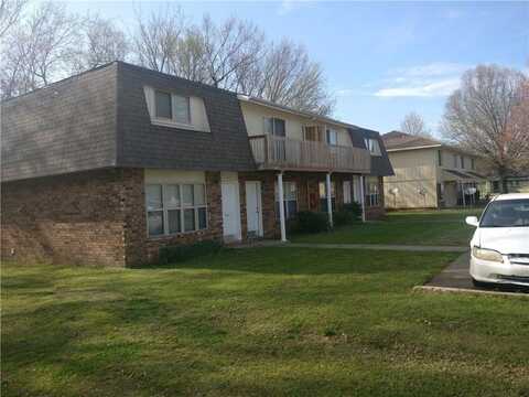 687 Betty Jo DR, Fayetteville, AR 72701