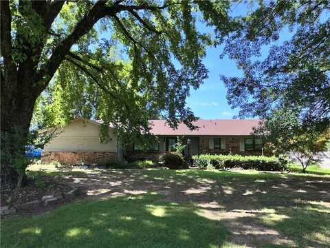 2605 W Commercial ST, Ozark, AR 72949