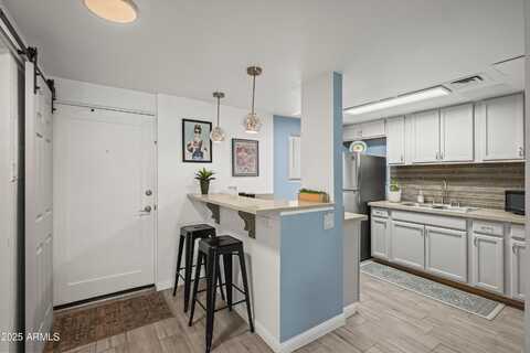 6125 E INDIAN SCHOOL Road, Scottsdale, AZ 85251