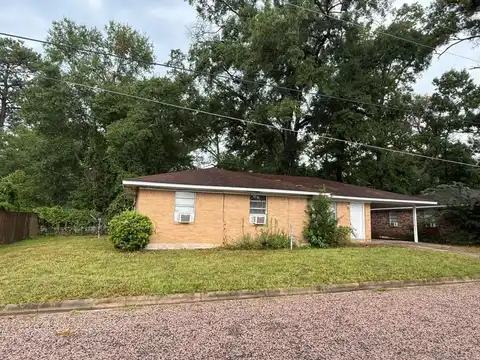 915 Caldwell, Jasper, TX 75951